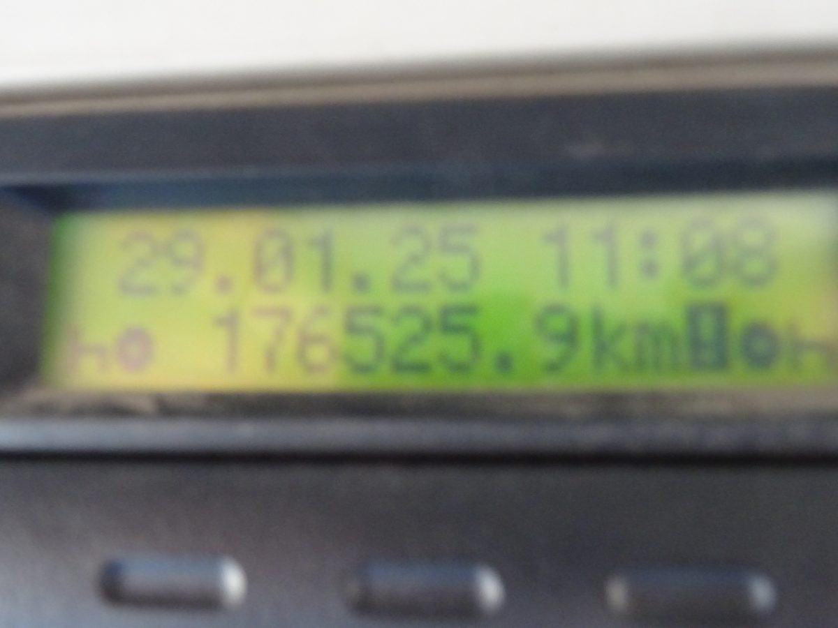 Autobetoneira com bomba ASTRA HD8 8445 CIFA MK28.4: foto 10 Autobetoneira com bomba ASTRA HD8 8445 CIFA MK28.4: foto 10