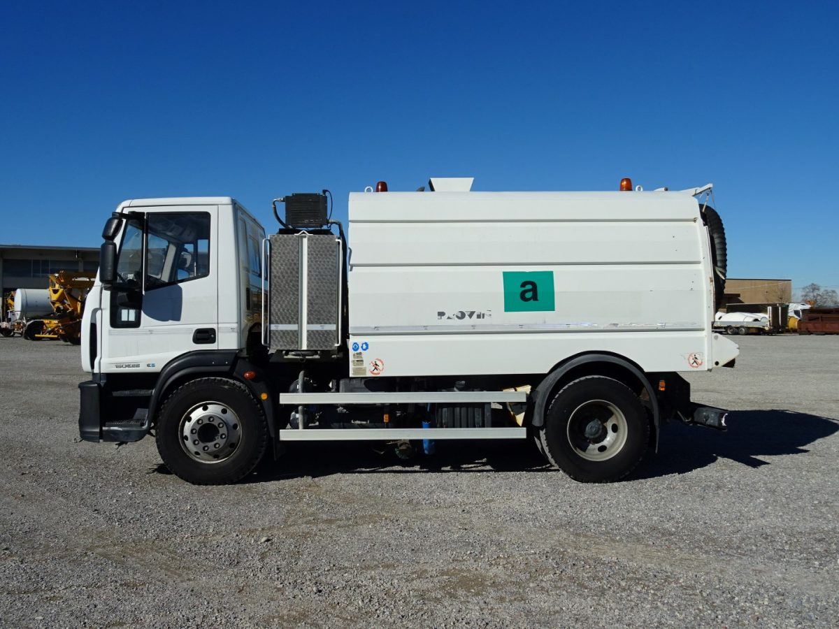 IVECO EUROCARGO 150E22 - Varredora urbana: foto 4 IVECO EUROCARGO 150E22 - Varredora urbana: foto 4