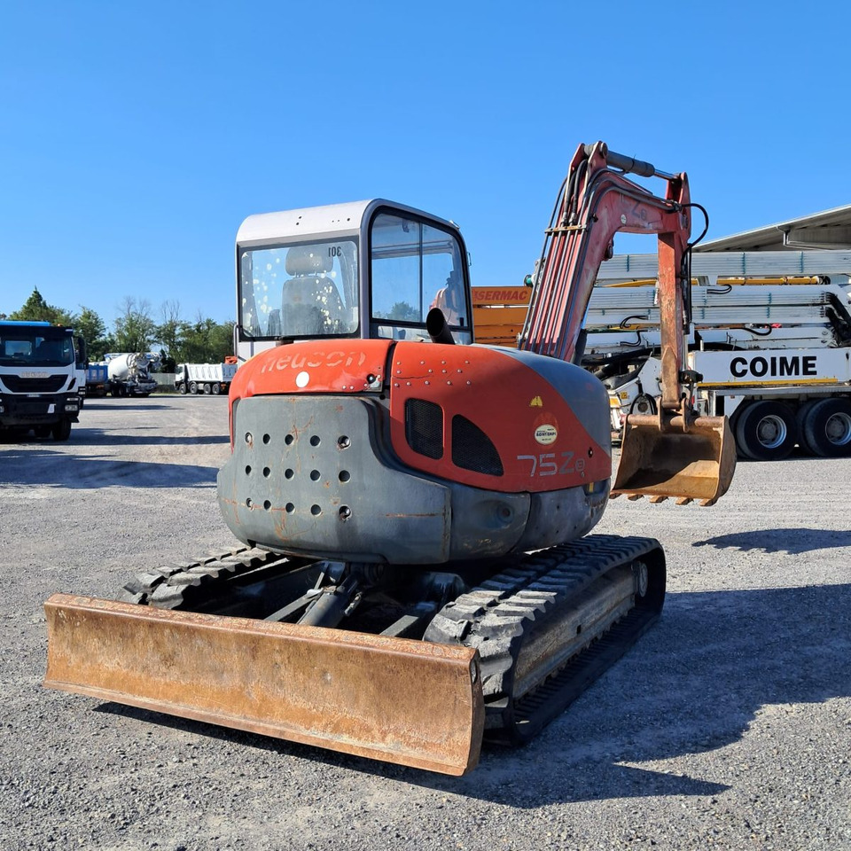 Mini escavadeira NEUSON 75Z3 RD: foto 10 Mini escavadeira NEUSON 75Z3 RD: foto 10