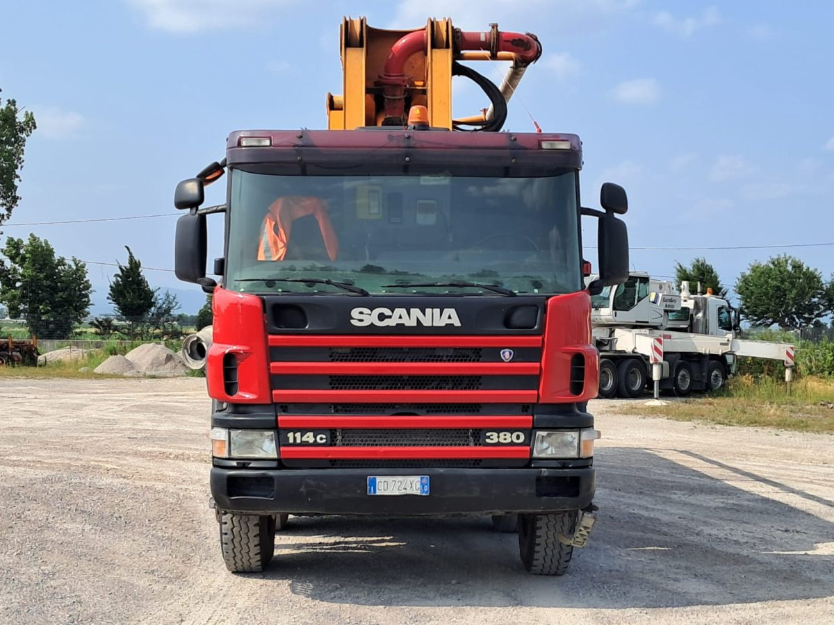 Autobomba de betão Scania P 114 380 SERMAC 5Z41: foto 10 Autobomba de betão Scania P 114 380 SERMAC 5Z41: foto 10