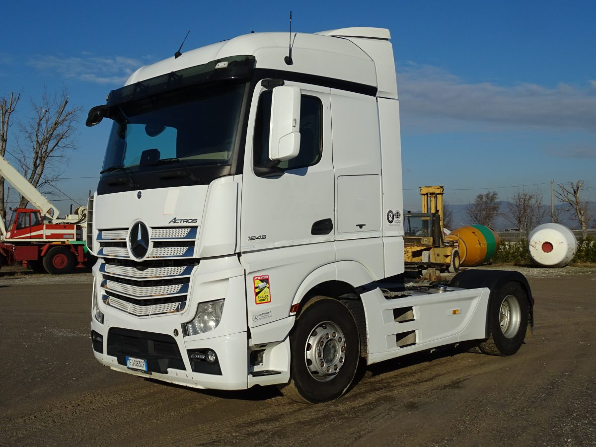 MERCEDES ACTROS 1845 - Tractor: foto 1 MERCEDES ACTROS 1845 - Tractor: foto 1