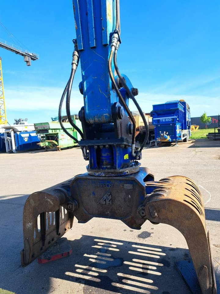 Fuchs MHL331E + Grapple - Manipulador de material: foto 5 Fuchs MHL331E + Grapple - Manipulador de material: foto 5