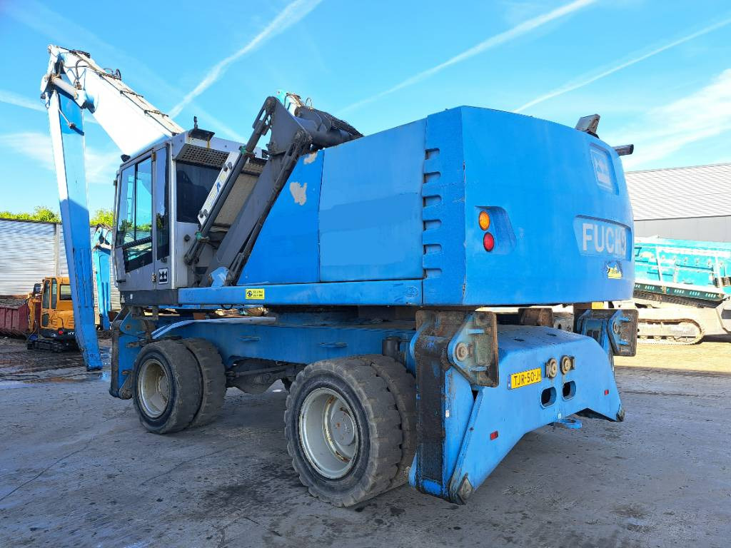 Fuchs MHL360D - Manipulador de material: foto 2 Fuchs MHL360D - Manipulador de material: foto 2