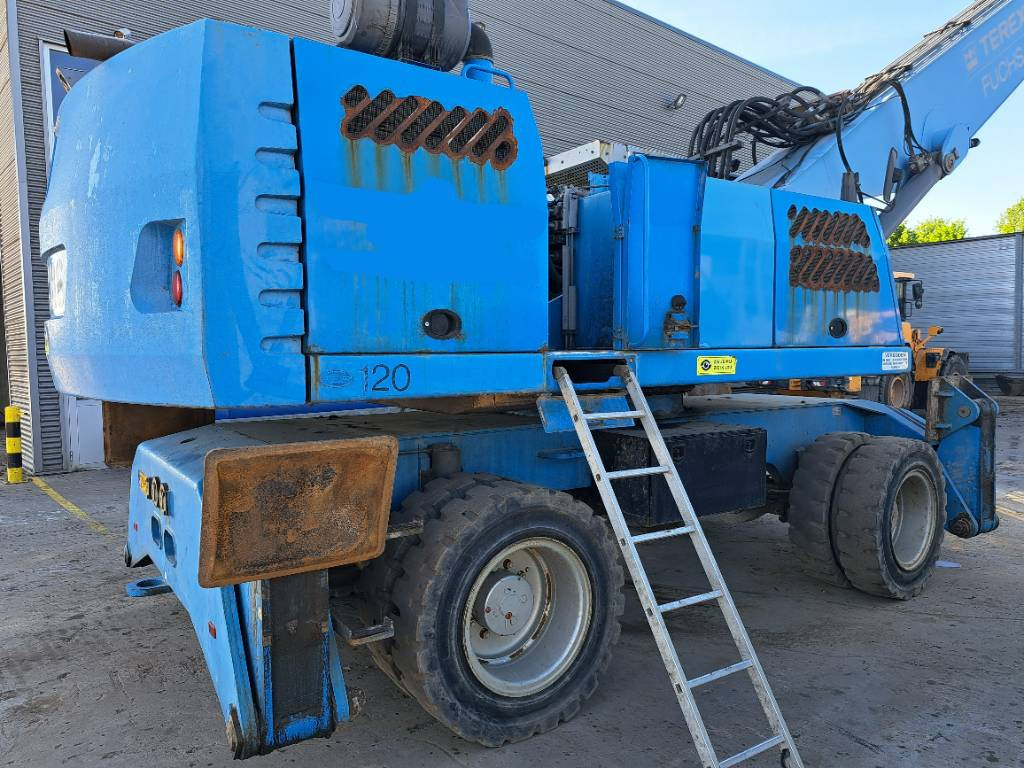 Fuchs MHL360D - Manipulador de material: foto 4 Fuchs MHL360D - Manipulador de material: foto 4