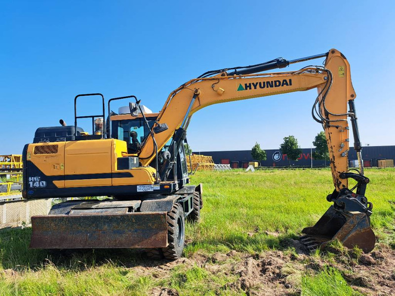 Hyundai HW140 - Escavadeira de rodas: foto 4 Hyundai HW140 - Escavadeira de rodas: foto 4