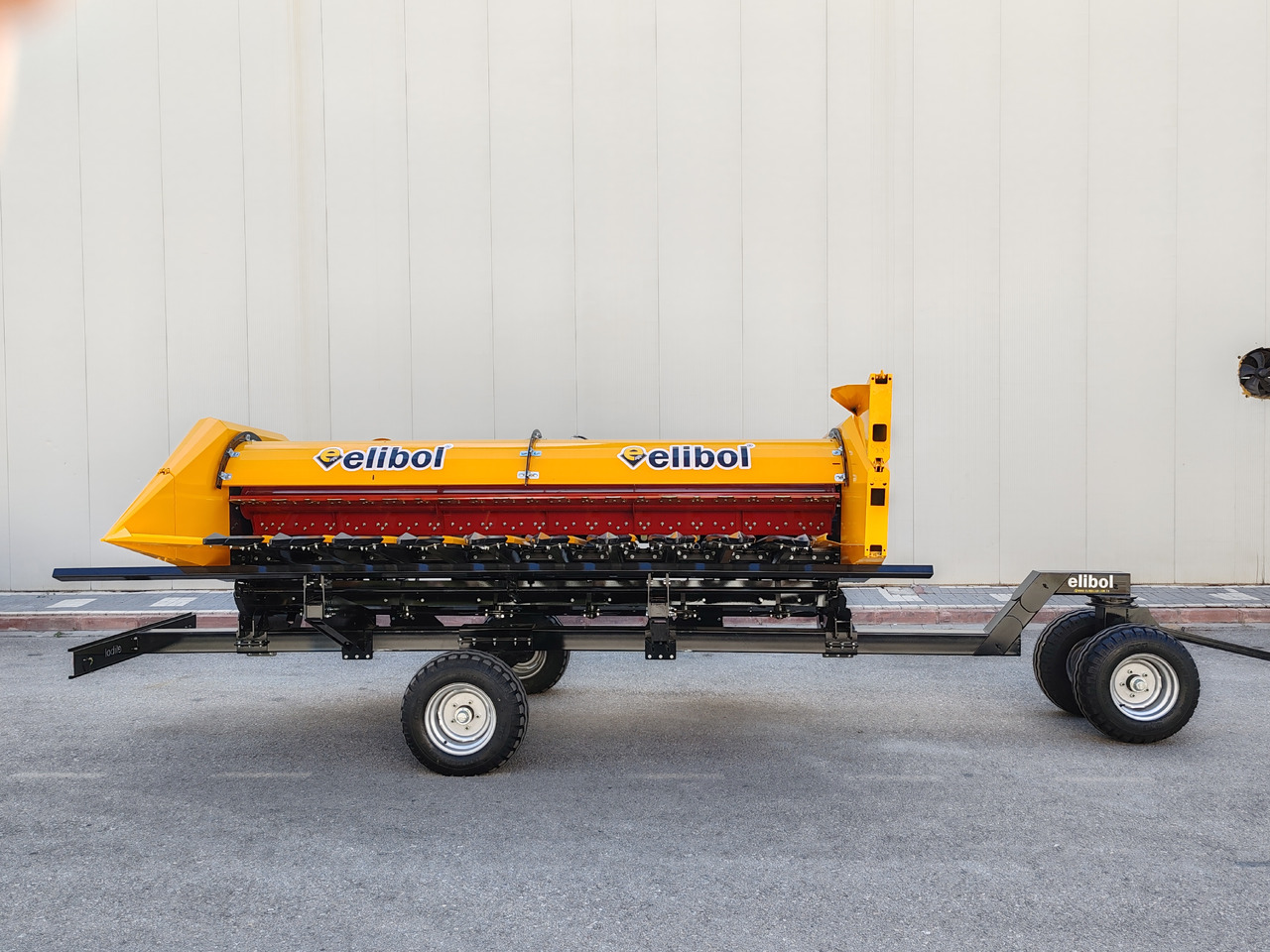 ELİBOL FREESUN 410+ SUNFLOWER HEADER - Plataforma para colher girassol: foto 3 ELİBOL FREESUN 410+ SUNFLOWER HEADER - Plataforma para colher girassol: foto 3
