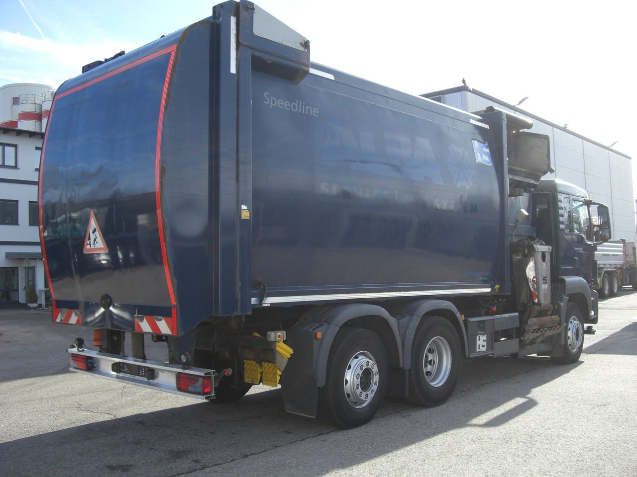 MAN 26360FNLL / RECHTSGEST. - Caminhão de lixo: foto 3 MAN 26360FNLL / RECHTSGEST. - Caminhão de lixo: foto 3