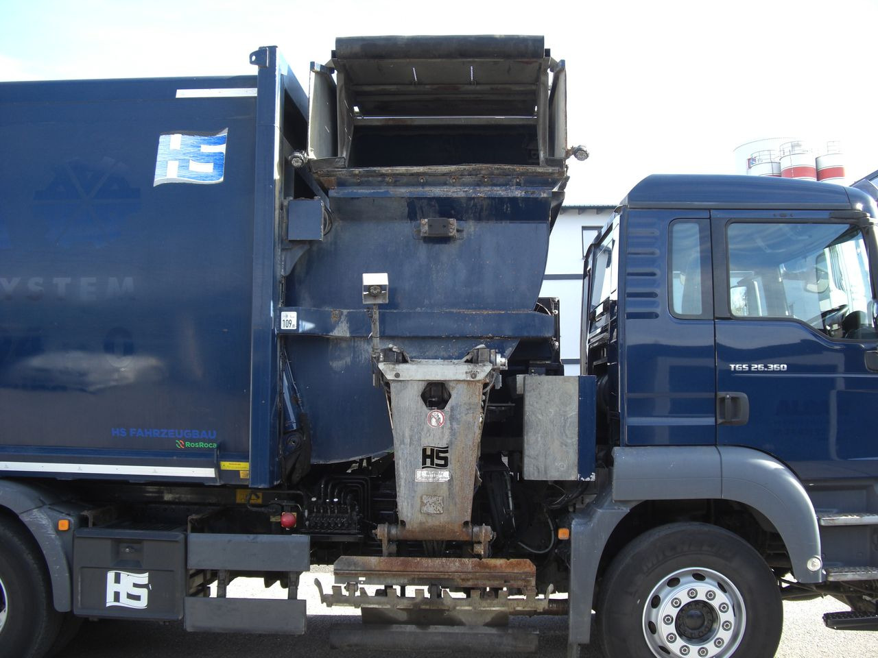 MAN 26360FNLL / RECHTSGEST. - Caminhão de lixo: foto 5 MAN 26360FNLL / RECHTSGEST. - Caminhão de lixo: foto 5