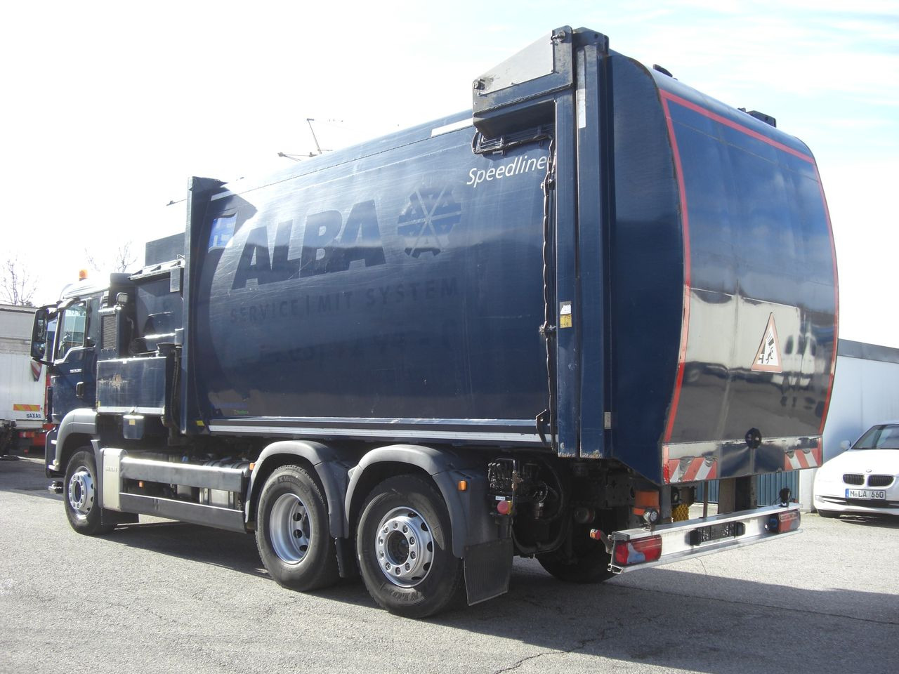 MAN 26360FNLL / RECHTSGEST. - Caminhão de lixo: foto 4 MAN 26360FNLL / RECHTSGEST. - Caminhão de lixo: foto 4