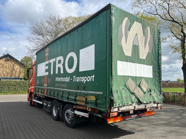 Mercedes Benz Actros 2642 6x2 Mega BDF met zeilbak - Camião de lona: foto 4 Mercedes Benz Actros 2642 6x2 Mega BDF met zeilbak - Camião de lona: foto 4