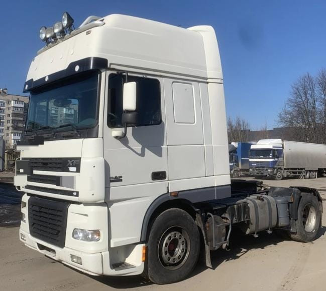 DAF XF 95 - Tractor: foto 2 DAF XF 95 - Tractor: foto 2