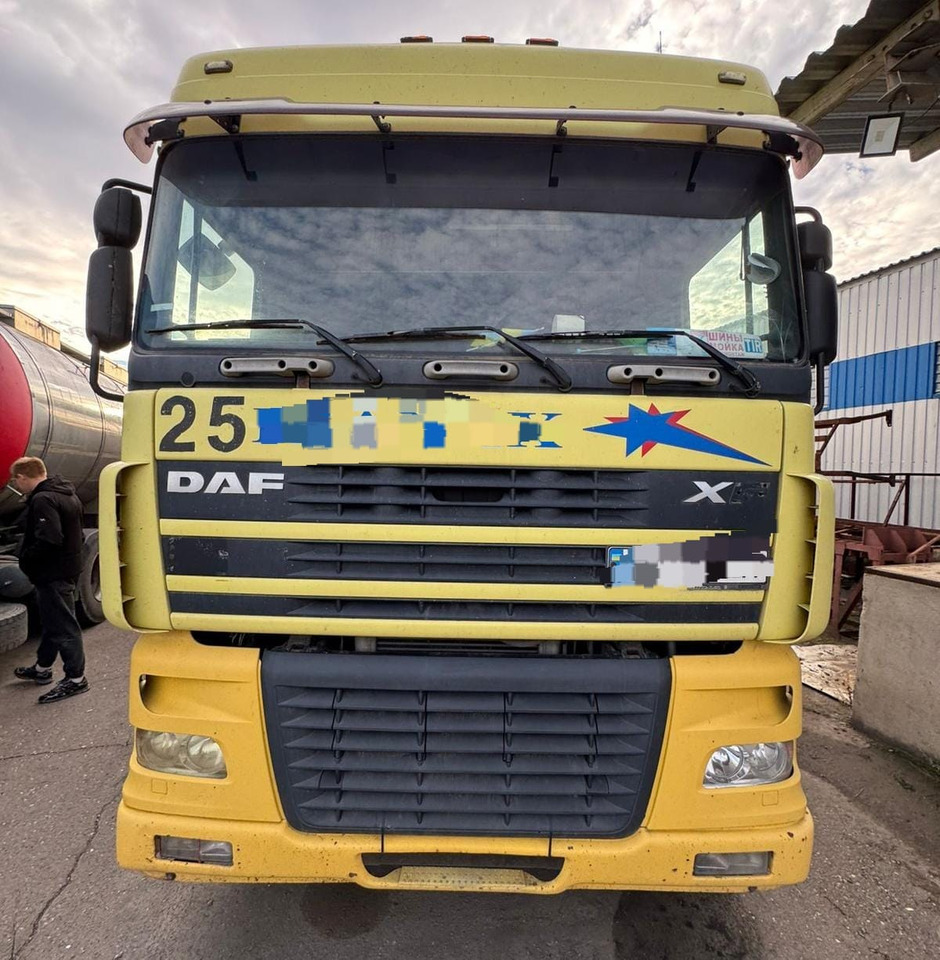 DAF XF 95 - Tractor: foto 5 DAF XF 95 - Tractor: foto 5