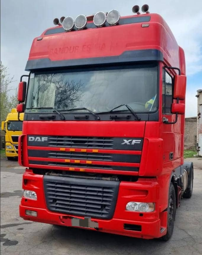 DAF XF 95 - Tractor: foto 1 DAF XF 95 - Tractor: foto 1