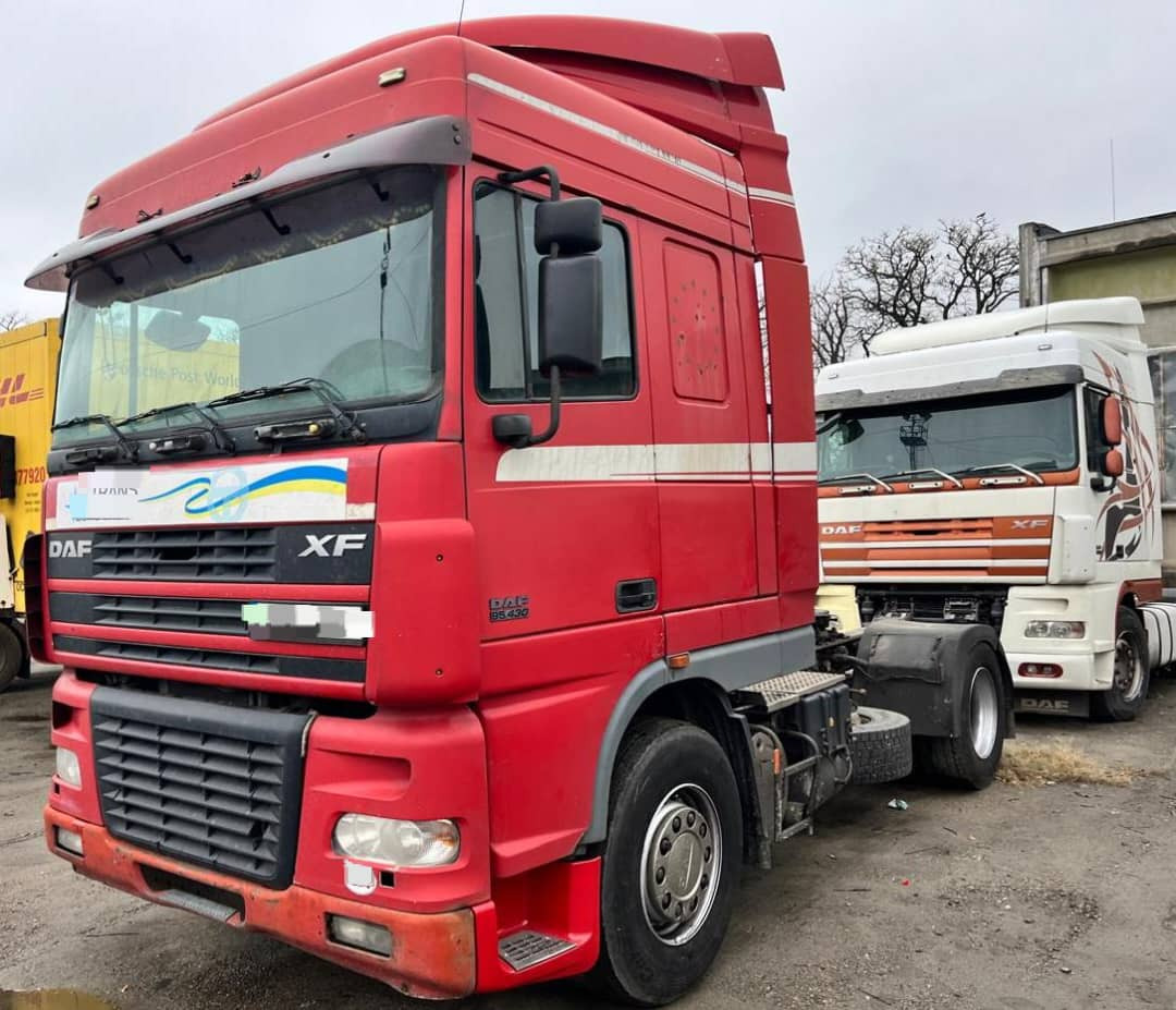 DAF XF 95 - Tractor: foto 1 DAF XF 95 - Tractor: foto 1