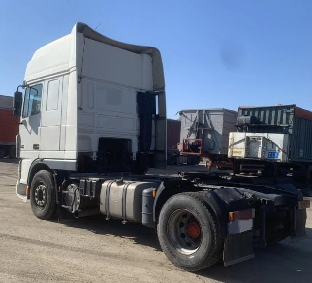 DAF XF 95 - Tractor: foto 3 DAF XF 95 - Tractor: foto 3
