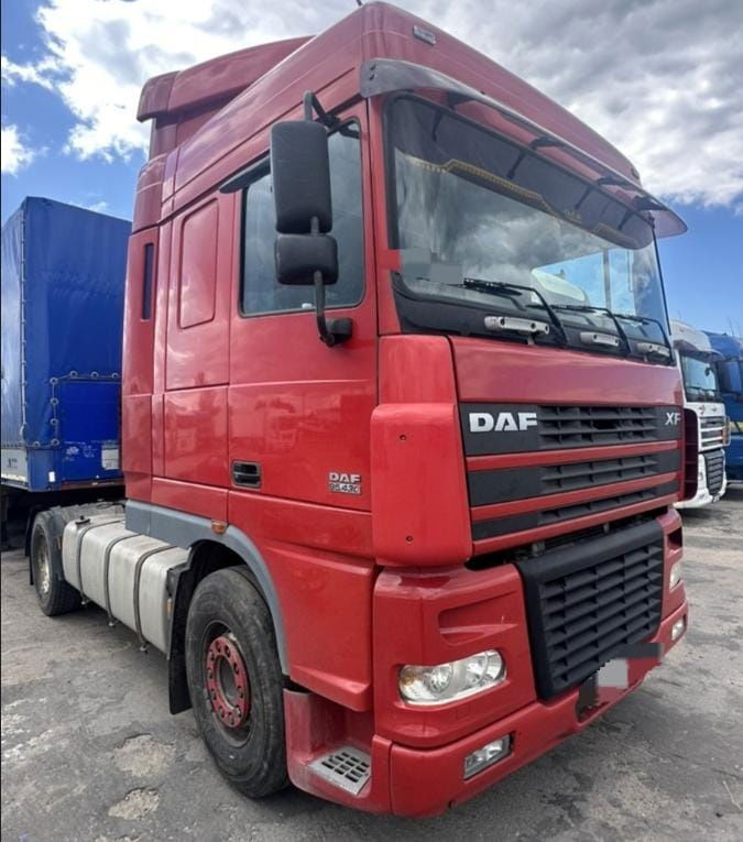 DAF XF 95 Tractor unit - Tractor: foto 1 DAF XF 95 Tractor unit - Tractor: foto 1