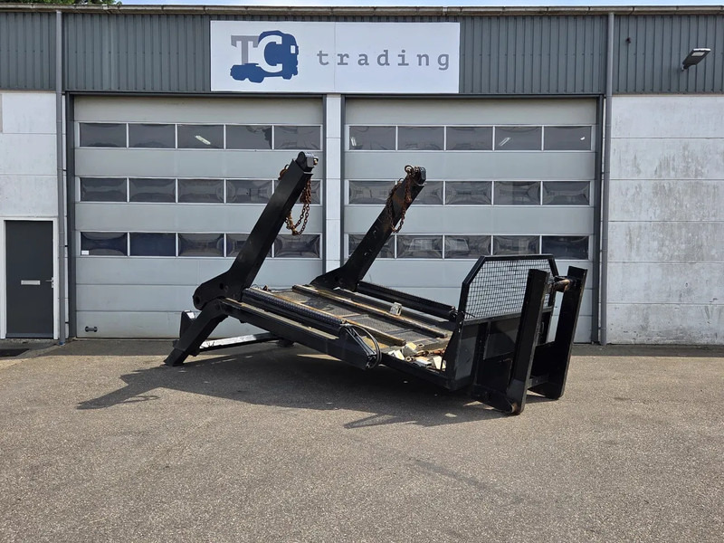 Diversen 14 ton Portaal systeem. haakarm en kabel systeem - Camião com sistema de cabo: foto 2 Diversen 14 ton Portaal systeem. haakarm en kabel systeem - Camião com sistema de cabo: foto 2