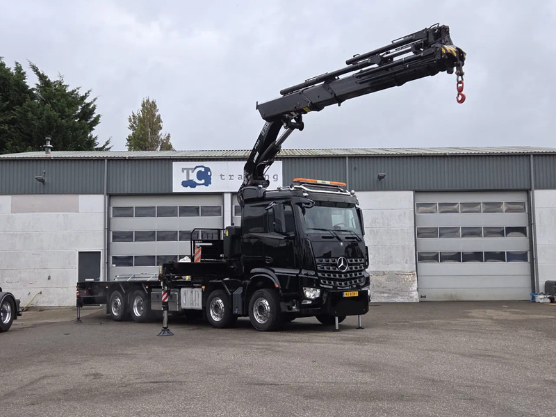 Mercedes-Benz Arocs 8x2 4 Fassi 82TM 2017 euro 6 - Camião grua: foto 1 Mercedes-Benz Arocs 8x2 4 Fassi 82TM 2017 euro 6 - Camião grua: foto 1