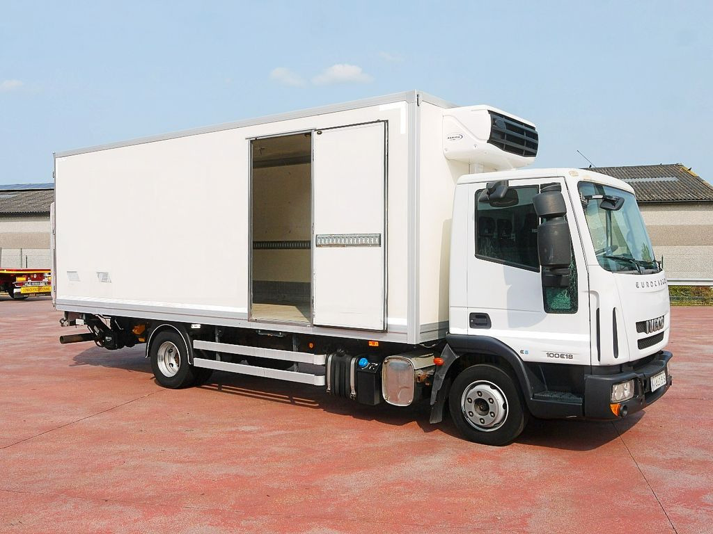 Iveco 100E18 EUROCARGO CARRIER XARIOS 600 MT AIRCO LBW - Camião frigorífico: foto 3 Iveco 100E18 EUROCARGO CARRIER XARIOS 600 MT AIRCO LBW - Camião frigorífico: foto 3