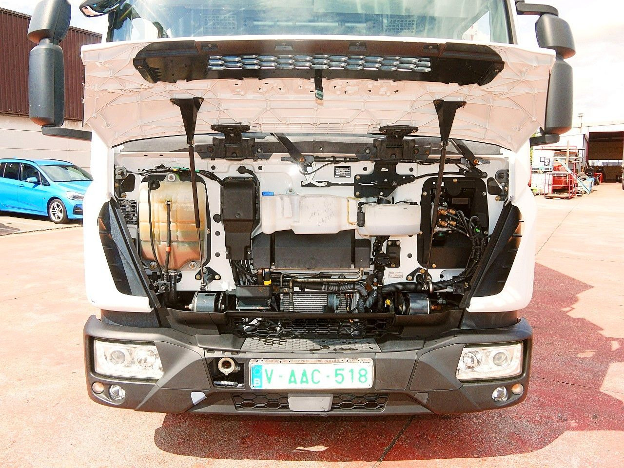 Camião frigorífico Iveco 100E19 KUHLKOFFER CARRIER SUPRA 550 luft fed A/C: foto 19 Camião frigorífico Iveco 100E19 KUHLKOFFER CARRIER SUPRA 550 luft fed A/C: foto 19