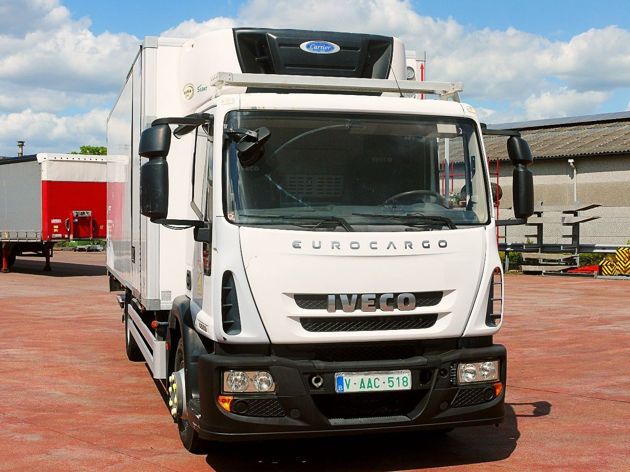 Iveco 140E19 EUROCARGO KUHLKOFFER CARRIER SUPRA 1250MT - Camião frigorífico: foto 1 Iveco 140E19 EUROCARGO KUHLKOFFER CARRIER SUPRA 1250MT - Camião frigorífico: foto 1
