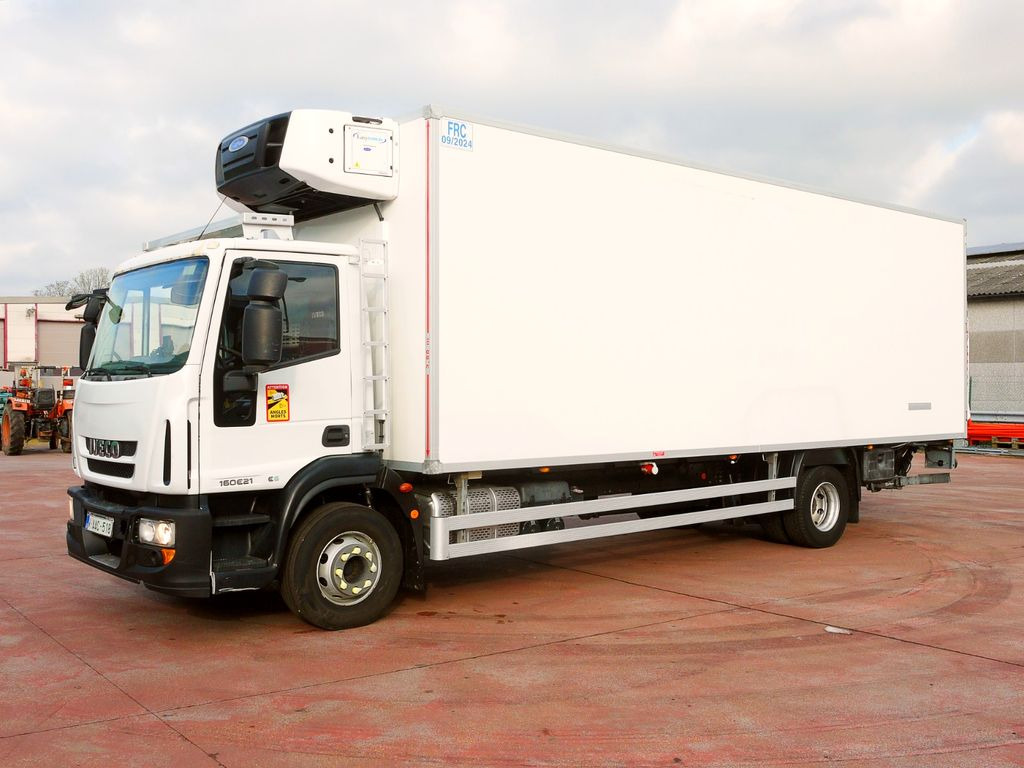 Iveco 160E21 KUHLKOFFER CARRIER SUPRA 750 LBW LUFT - Camião frigorífico: foto 4 Iveco 160E21 KUHLKOFFER CARRIER SUPRA 750 LBW LUFT - Camião frigorífico: foto 4