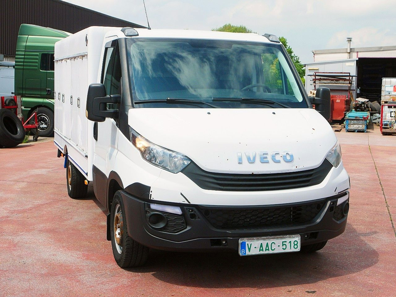 Iveco 35S12 DAILY ISOTHERM KOFFER 5 TURIG / AIRCO - Carrinha frigorífica: foto 1 Iveco 35S12 DAILY ISOTHERM KOFFER 5 TURIG / AIRCO - Carrinha frigorífica: foto 1