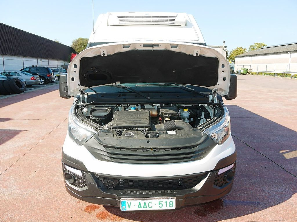 Carrinha frigorífica Iveco 35S18 DAILY KUHLKASTENWAGEN THERMOKING V300 MT: foto 14