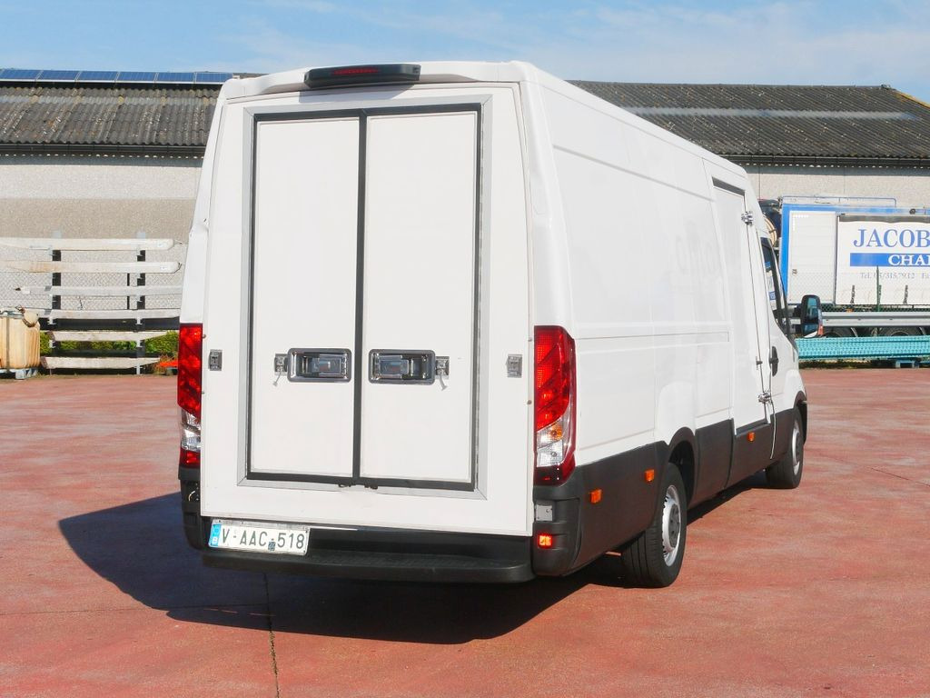 Carrinha frigorífica Iveco 35S18 DAILY KUHLKASTENWAGEN THERMOKING V300 MT: foto 10