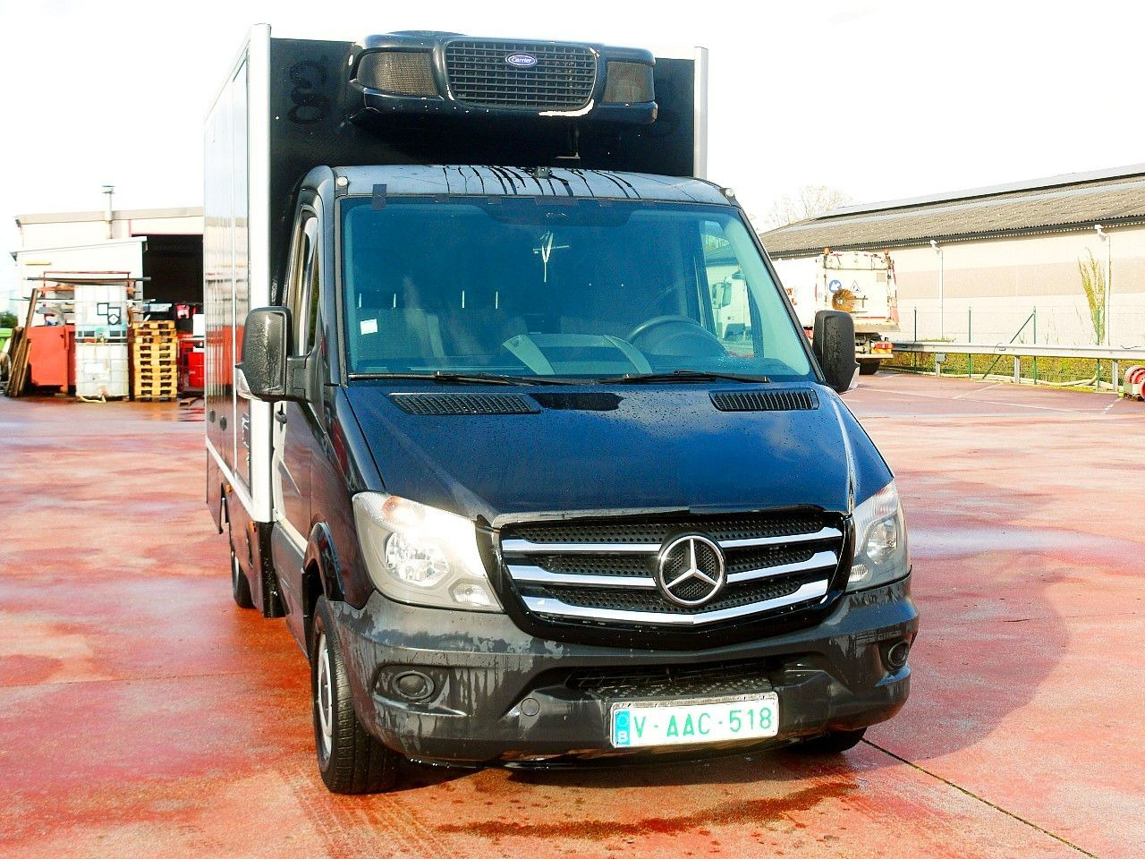 Mercedes-Benz 319 SPRINTER V6 KUHLKOFFER CARRIER PULSOR 600 MT - Carrinha frigorífica: foto 1 Mercedes-Benz 319 SPRINTER V6 KUHLKOFFER CARRIER PULSOR 600 MT - Carrinha frigorífica: foto 1