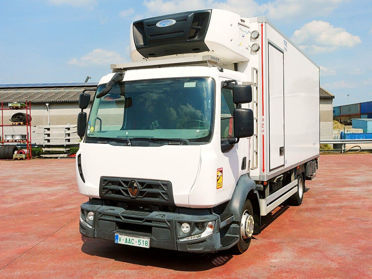 Renault D 10.210 KUHLKOFFER CARRIER SUPRA 1150 MT - Camião frigorífico: foto 5 Renault D 10.210 KUHLKOFFER CARRIER SUPRA 1150 MT - Camião frigorífico: foto 5