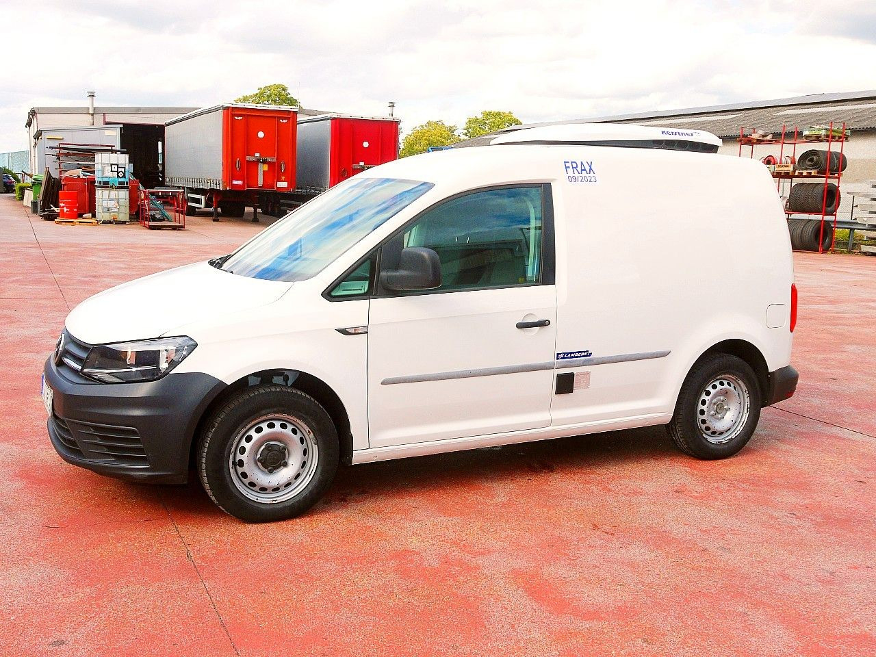 Volkswagen CADDY 2.0 KONVEKTA -2c A/C €6 - Carrinha frigorífica: foto 4 Volkswagen CADDY 2.0 KONVEKTA -2c A/C €6 - Carrinha frigorífica: foto 4