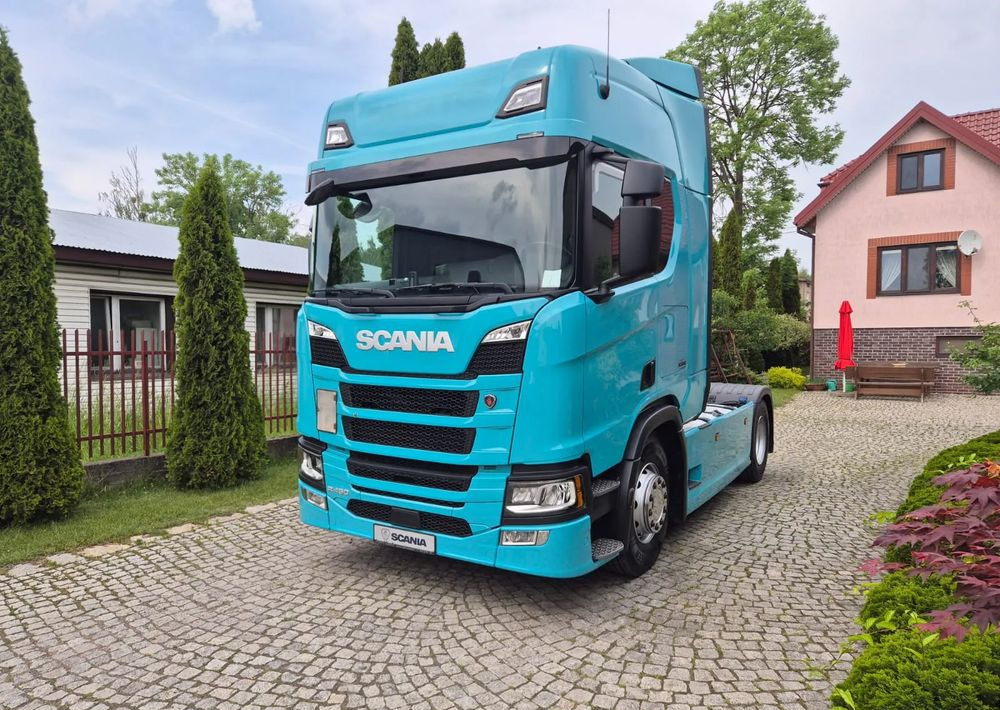 Scania R450 - Tractor: foto 1 Scania R450 - Tractor: foto 1