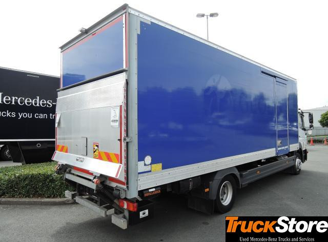 Mercedes-Benz Atego 1218 L - Camião furgão: foto 4 Mercedes-Benz Atego 1218 L - Camião furgão: foto 4