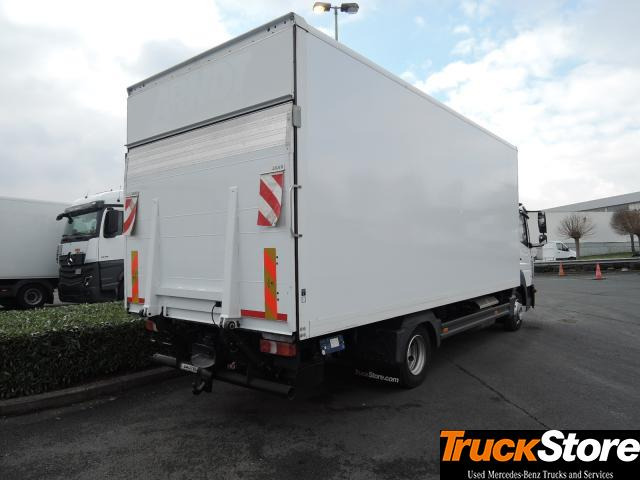 Mercedes-Benz Atego 821 L - Carrinha de contentor: foto 4 Mercedes-Benz Atego 821 L - Carrinha de contentor: foto 4