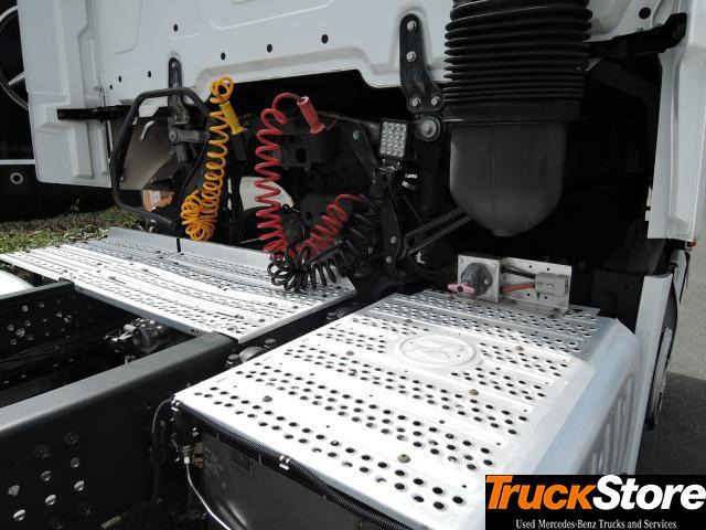 Mercedes-Benz Actros 1843 LS - Tractor: foto 2 Mercedes-Benz Actros 1843 LS - Tractor: foto 2