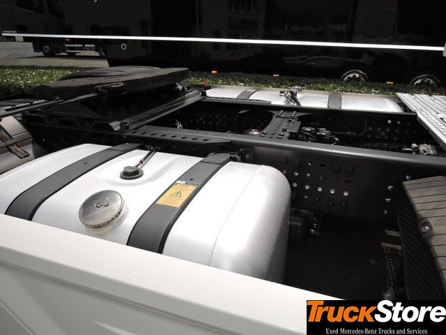 Mercedes-Benz Actros 1845 LS - Tractor: foto 2 Mercedes-Benz Actros 1845 LS - Tractor: foto 2