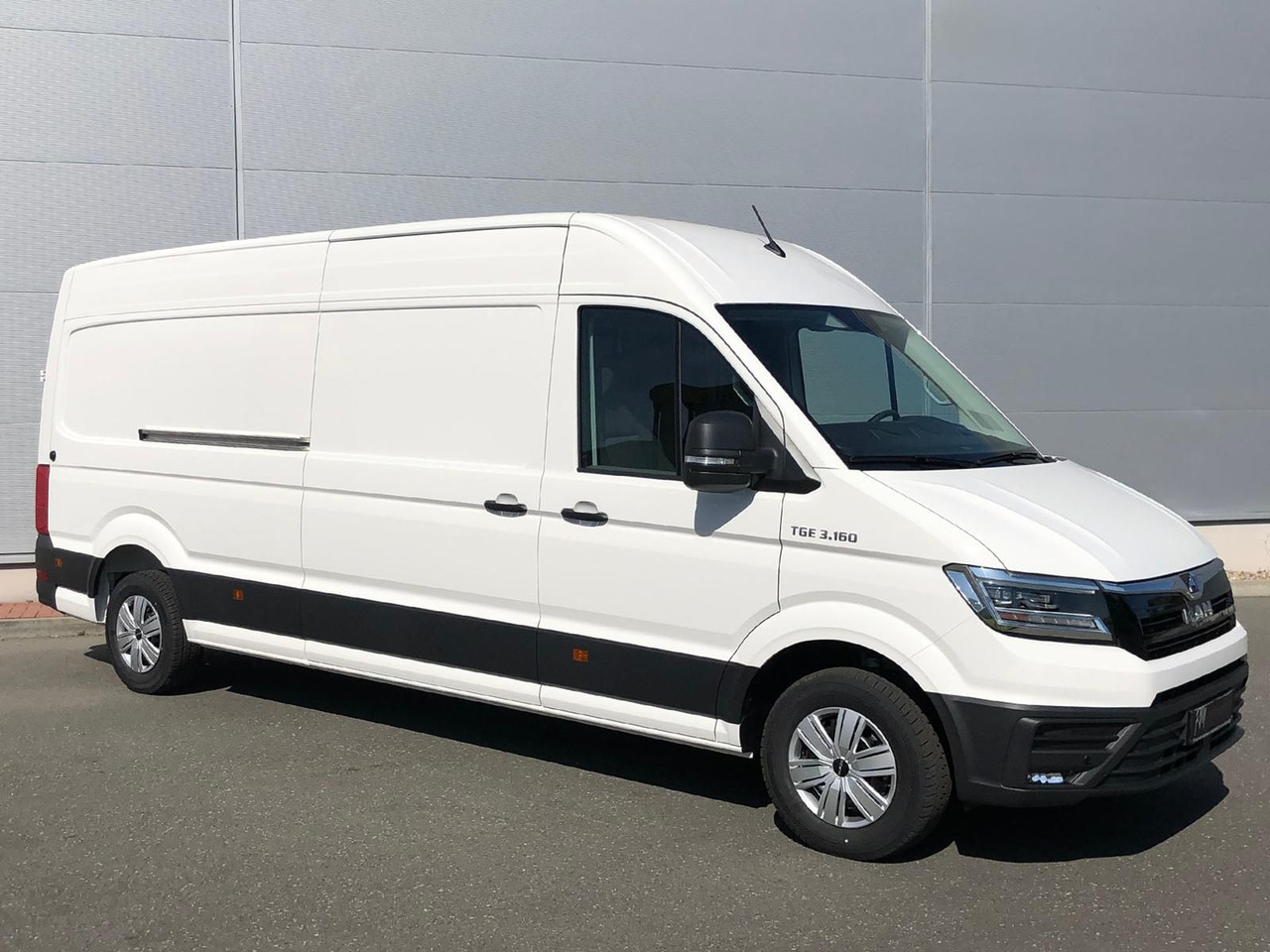 MAN TGE 3.160 Kasten L4H3 LED HECK AUTOM AHK TEMP - Automóvel: foto 2 MAN TGE 3.160 Kasten L4H3 LED HECK AUTOM AHK TEMP - Automóvel: foto 2