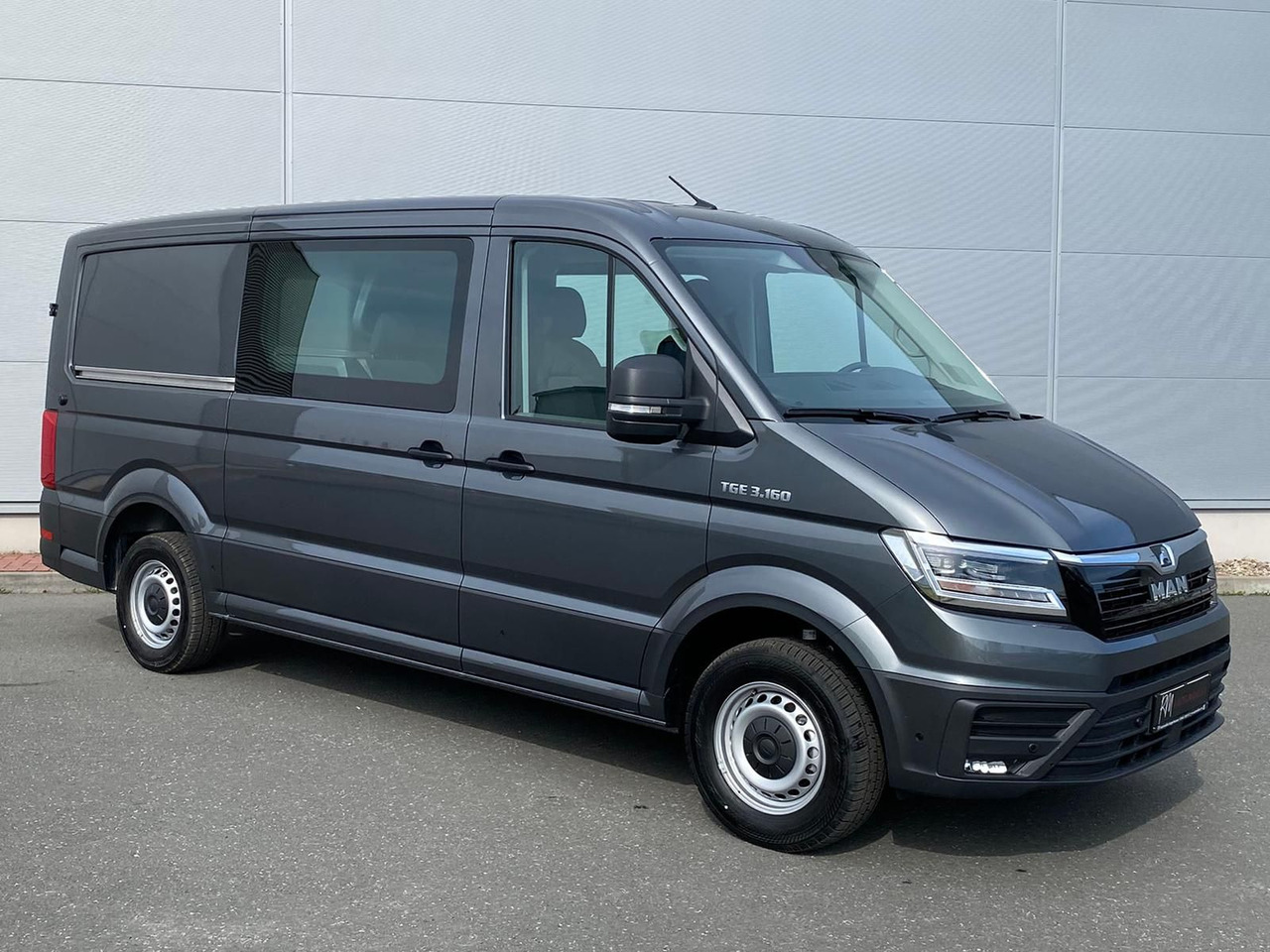 MAN TGE 3.160 L3H2 MIXTO LED NAVI ACC RWD SHZ STANDH - Furgão de passageiros, Carrinha cabine dupla: foto 2 MAN TGE 3.160 L3H2 MIXTO LED NAVI ACC RWD SHZ STANDH - Furgão de passageiros, Carrinha cabine dupla: foto 2