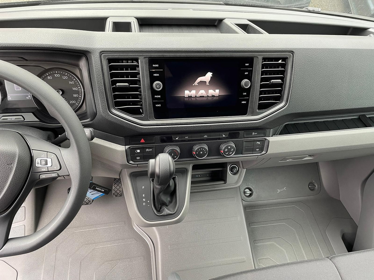 Furgão MAN TGE 3.180 Kasten L5H3 4x4 ACC LED NAV SITZHZ AHK: foto 13