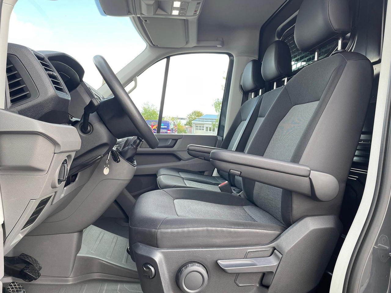 Automóvel MAN TGE 3.180 L3H2 Kasten KAMERA KLIMA AHK: foto 12 Automóvel MAN TGE 3.180 L3H2 Kasten KAMERA KLIMA AHK: foto 12