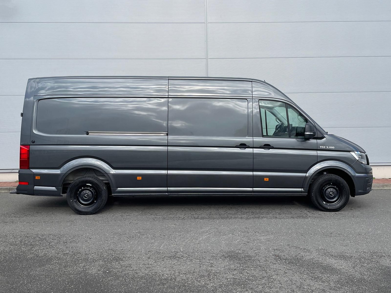 MAN TGE 3.180 L4H3 Kasten AHK STANDHZ ACC LED SITZHZ - Furgão: foto 5 MAN TGE 3.180 L4H3 Kasten AHK STANDHZ ACC LED SITZHZ - Furgão: foto 5