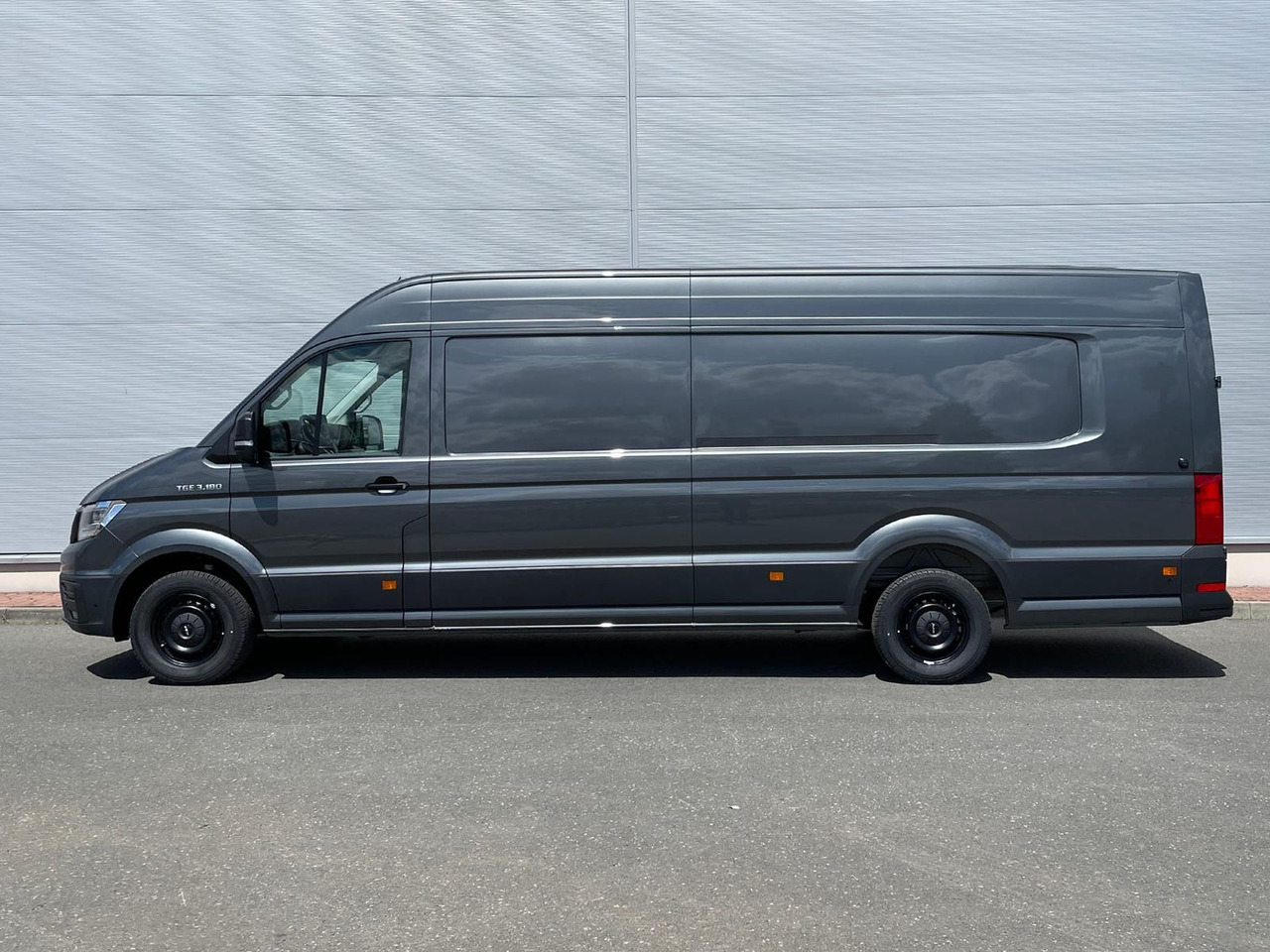 MAN TGE 3.180 L5H3 Kasten STANDHZ ACC LED SITZHZ - Furgão: foto 4 MAN TGE 3.180 L5H3 Kasten STANDHZ ACC LED SITZHZ - Furgão: foto 4