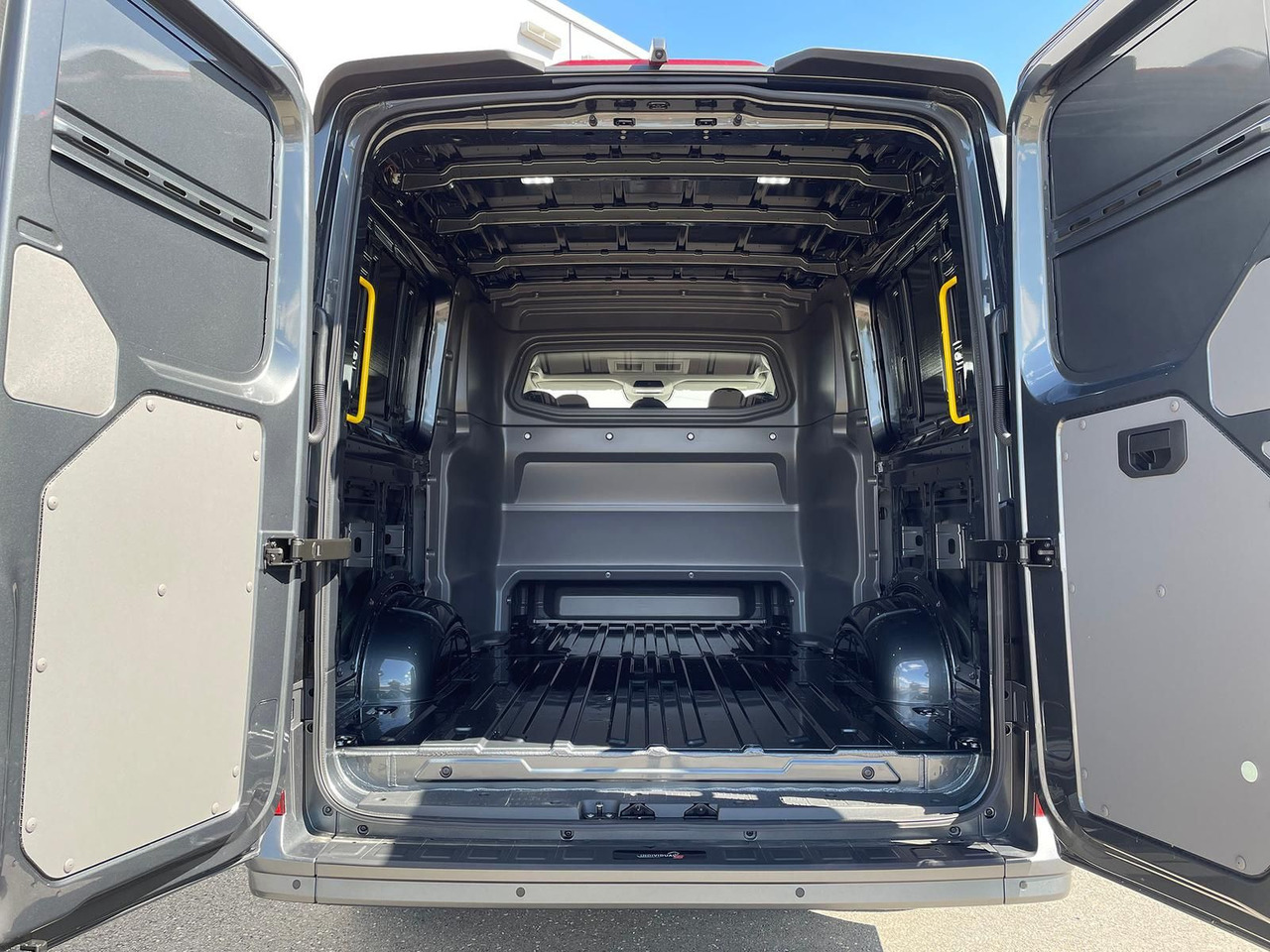 Furgão, Carrinha cabine dupla MAN TGE 3.200 L3H2 MIXTO 4x4 Individual S ACC STHZ: foto 33