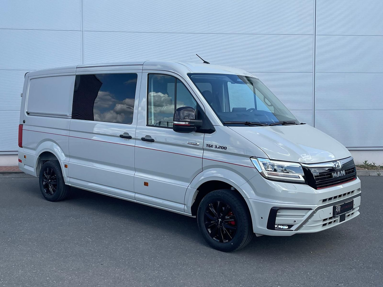 MAN TGE 3.200 L3H2 MIXTO 4x4 Individual S ACC STHZ - Furgão, Carrinha cabine dupla: foto 2 MAN TGE 3.200 L3H2 MIXTO 4x4 Individual S ACC STHZ - Furgão, Carrinha cabine dupla: foto 2