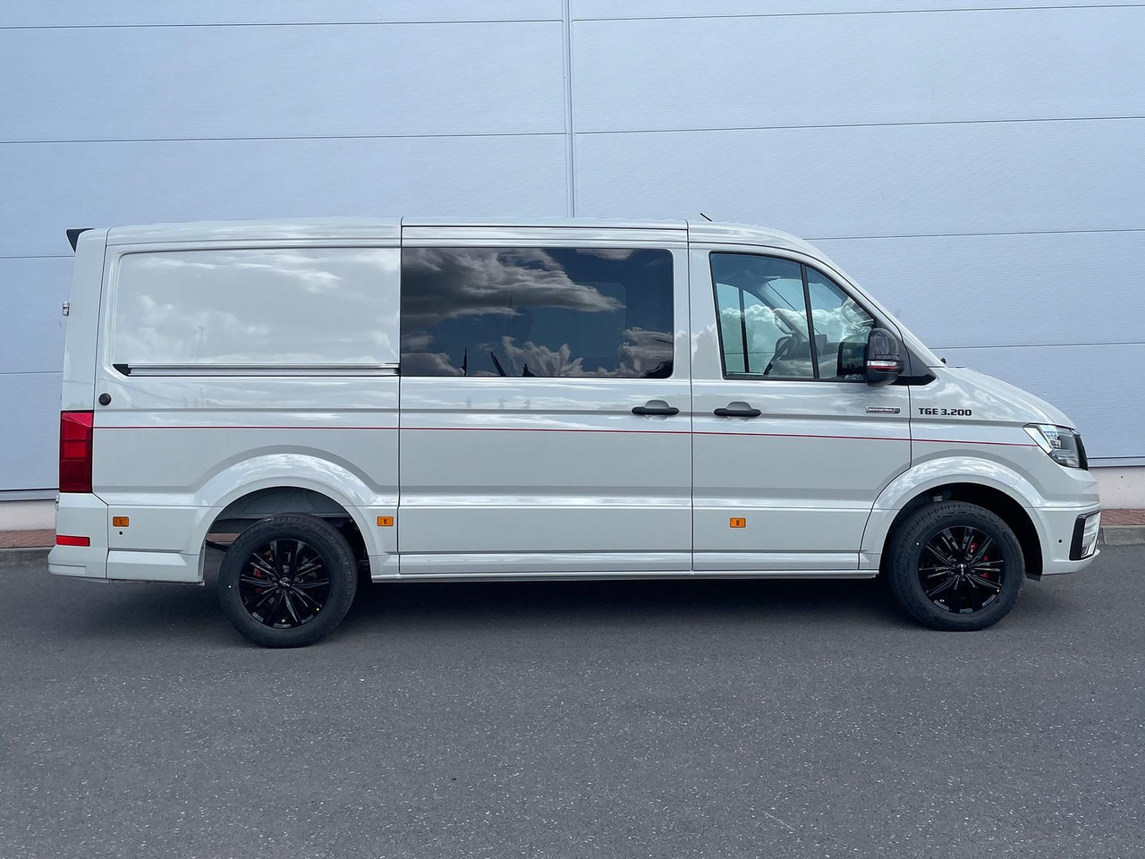 MAN TGE 3.200 L3H2 MIXTO 4x4 Individual S ACC STHZ - Automóvel: foto 5 MAN TGE 3.200 L3H2 MIXTO 4x4 Individual S ACC STHZ - Automóvel: foto 5