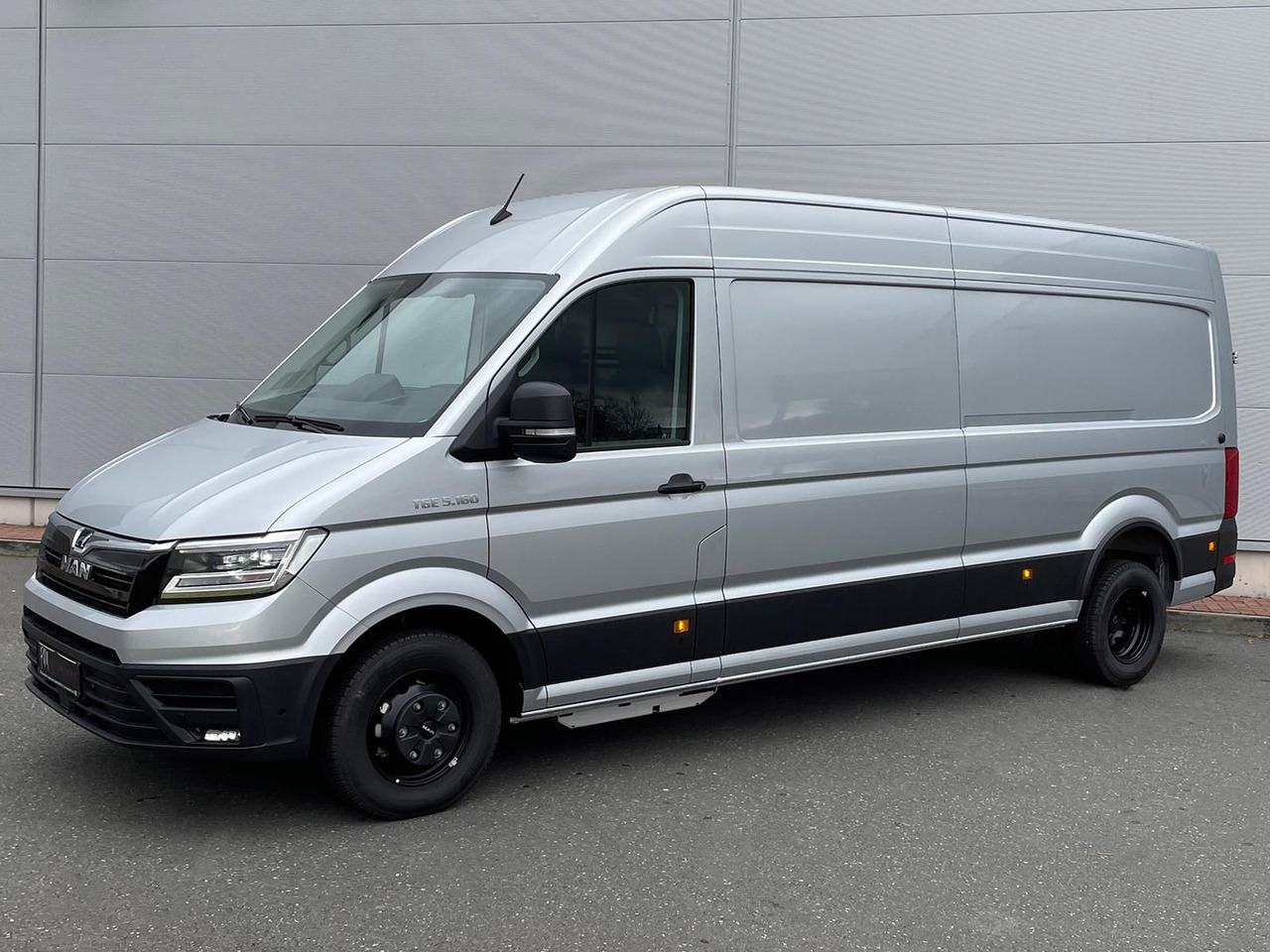 MAN TGE 5.160 Kasten L4H3 5t 4x4 OBERAIGNER STANDHZ - Automóvel: foto 1 MAN TGE 5.160 Kasten L4H3 5t 4x4 OBERAIGNER STANDHZ - Automóvel: foto 1
