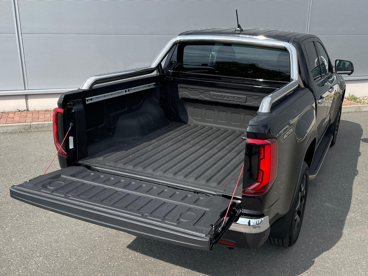 Pick-up Volkswagen Amarok 3.0 V6 TDI Aventura DOKA 4M LEDER AHK: foto 10