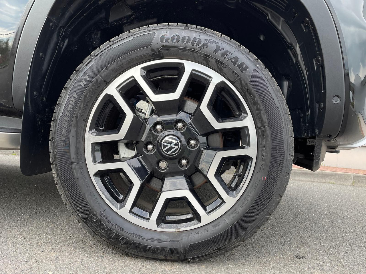 Pick-up Volkswagen Amarok 3.0 V6 TDI Aventura DOKA 4M LEDER AHK: foto 38