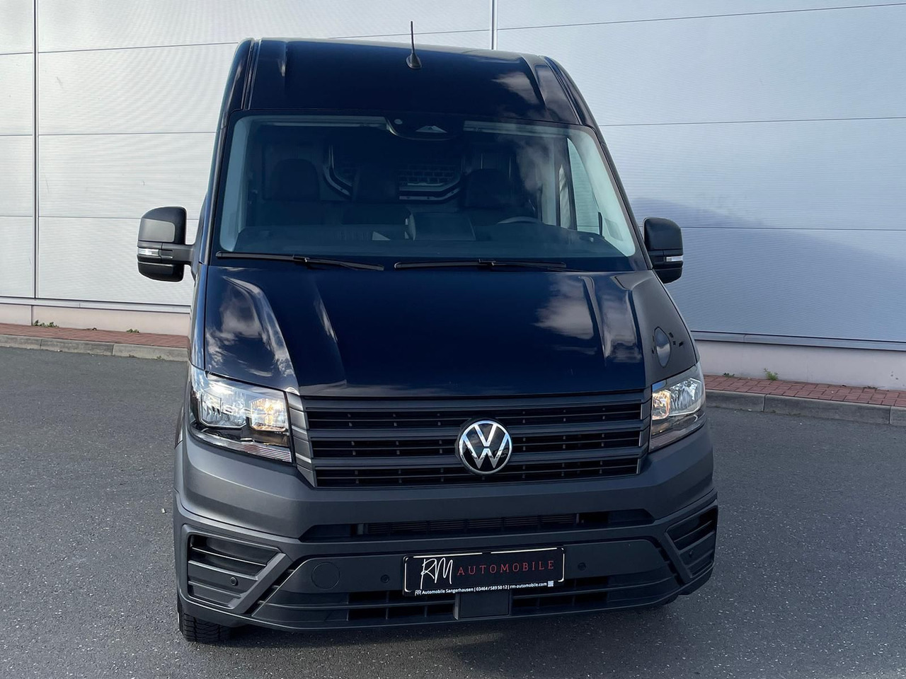 Volkswagen Crafter Kasten 35 L4H3 NAV SITZHZ AHK DAB KAMERA - Furgão de passageiros: foto 4 Volkswagen Crafter Kasten 35 L4H3 NAV SITZHZ AHK DAB KAMERA - Furgão de passageiros: foto 4